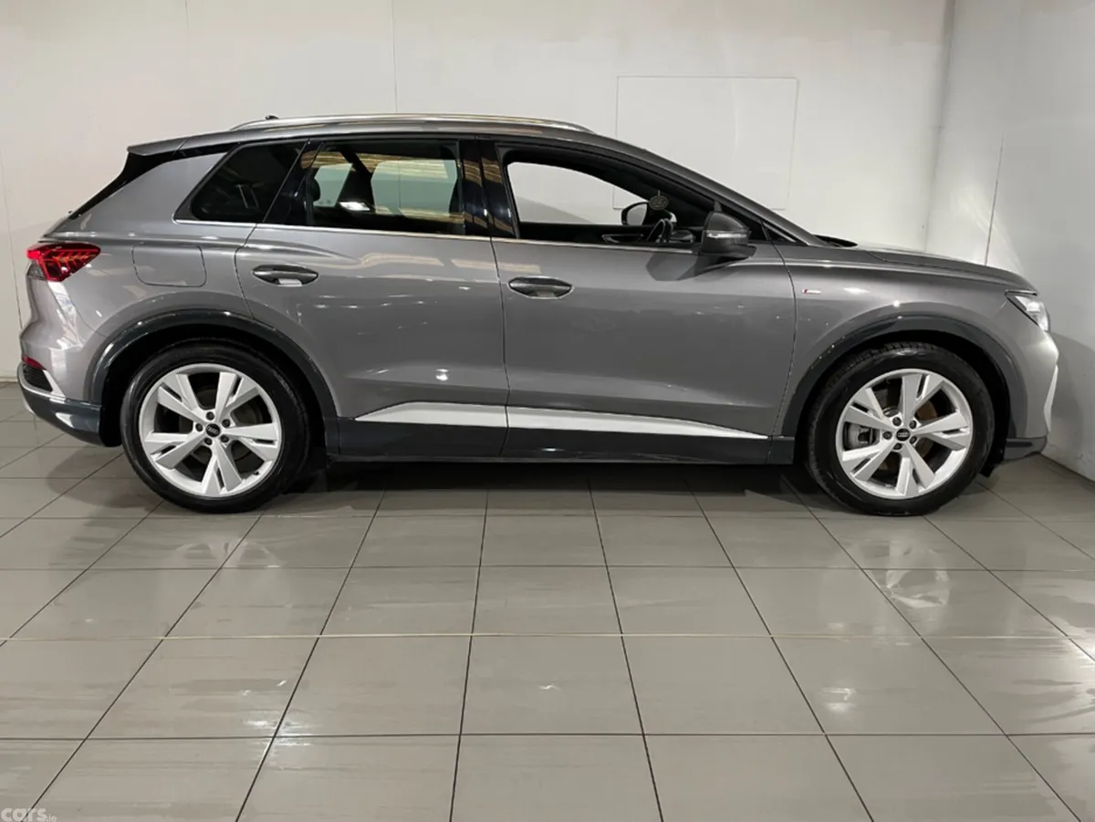 Audi Q4 e-tron SUV, Electric, 2023, Grey