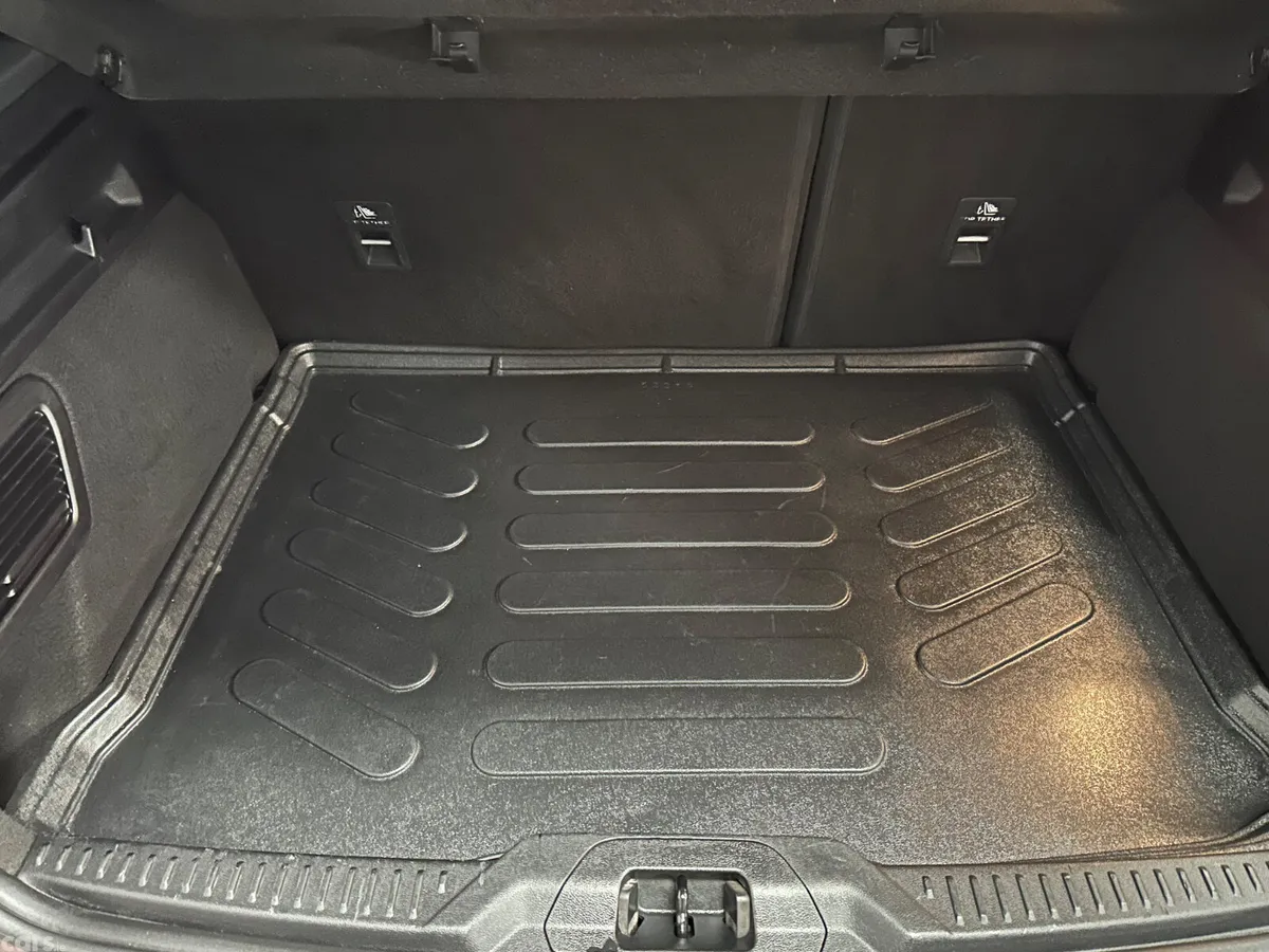 Ford Focus Hatchback, Diesel, 2020, Grey