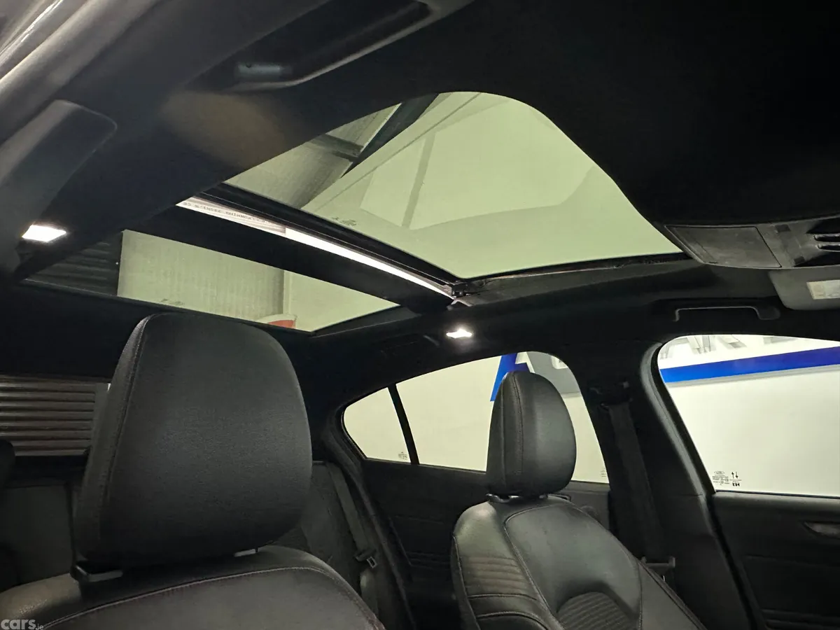 Ford Focus Hatchback, Diesel, 2020, Grey