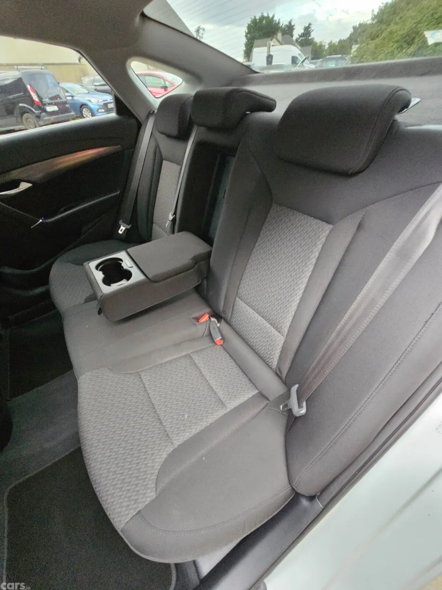 Hyundai i40 Saloon, Diesel, 2016, Silver