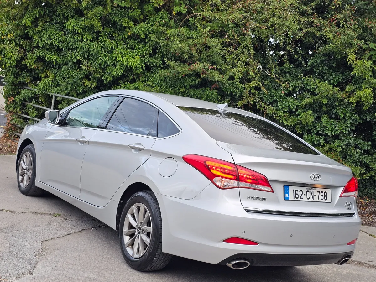 Hyundai i40 Saloon, Diesel, 2016, Silver