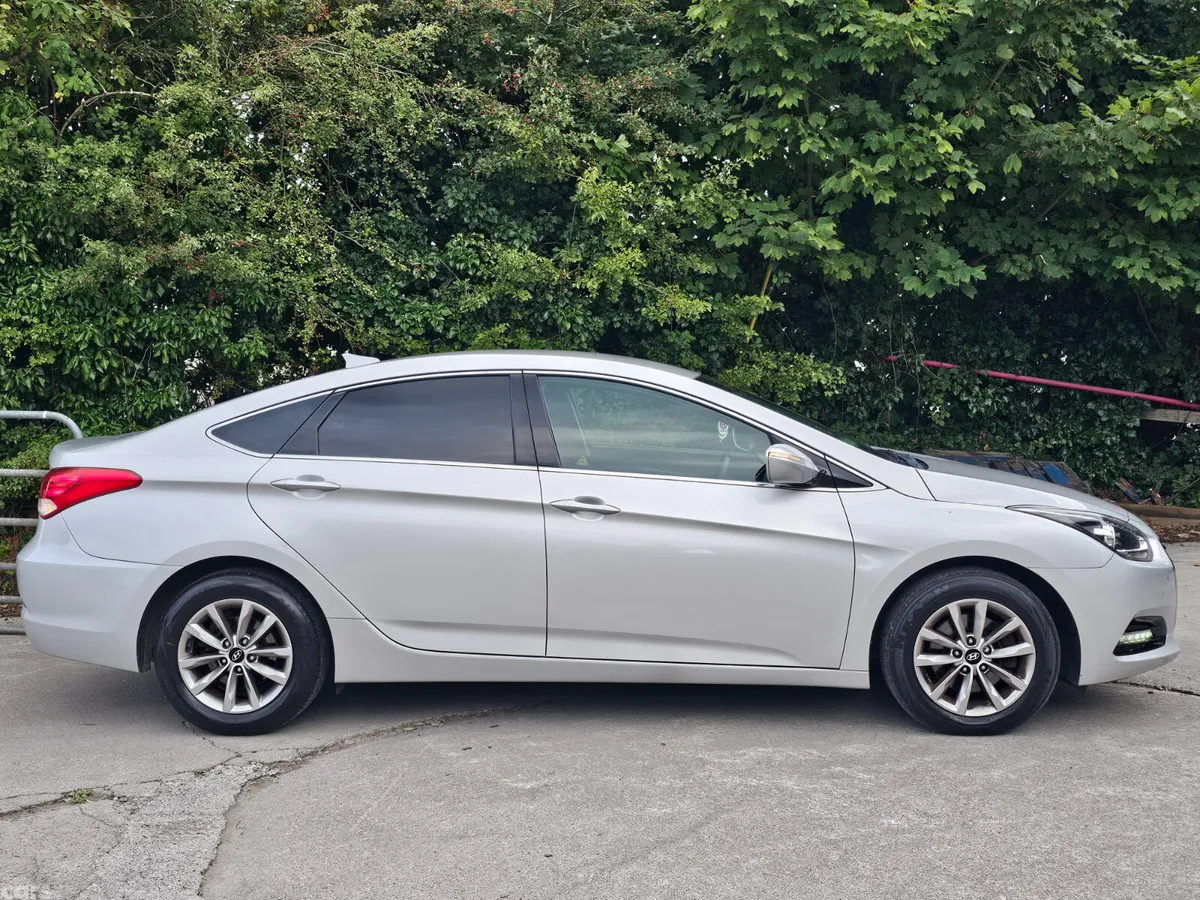 Hyundai i40 Saloon, Diesel, 2016, Silver