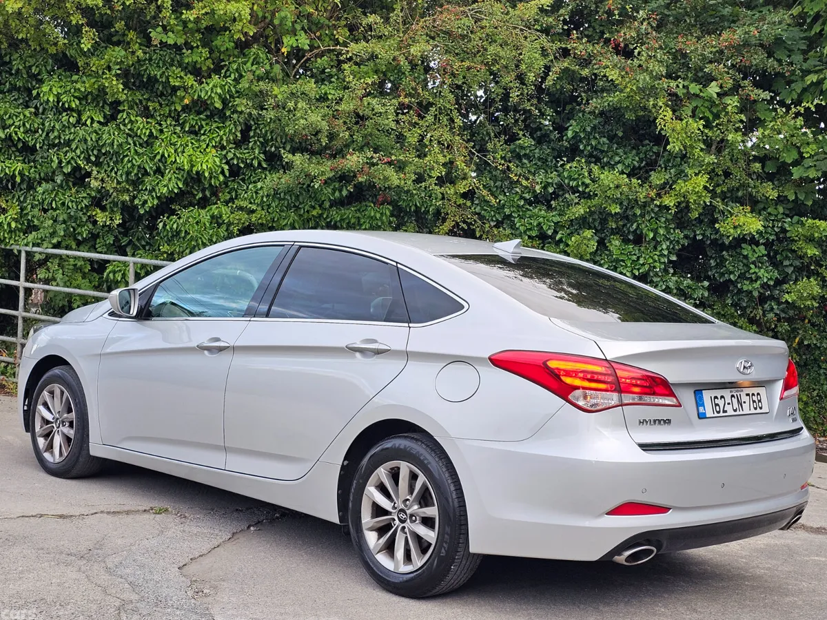 Hyundai i40 Saloon, Diesel, 2016, Silver