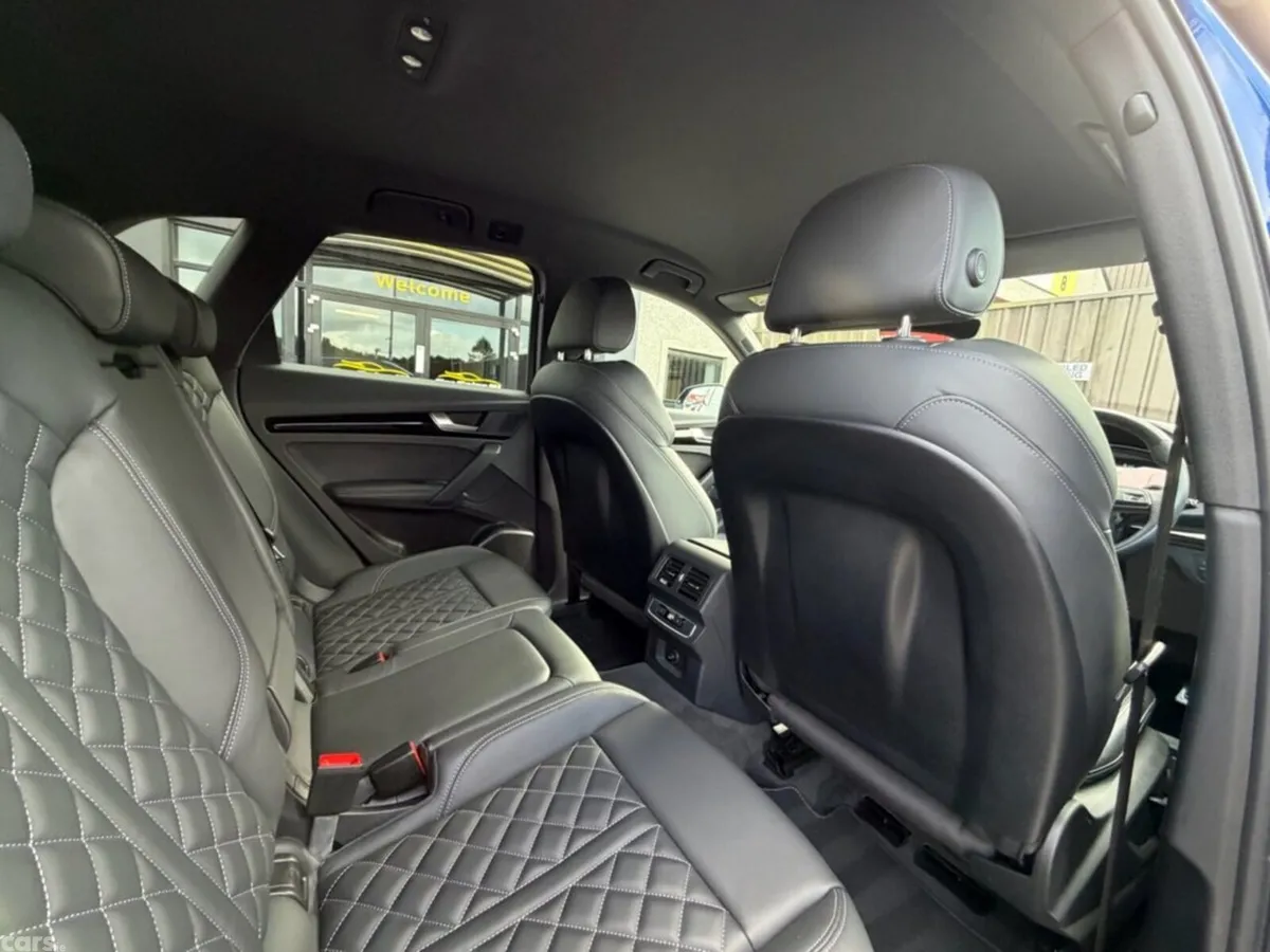 Audi Q5 SUV, Diesel Hybrid, 2022, Blue