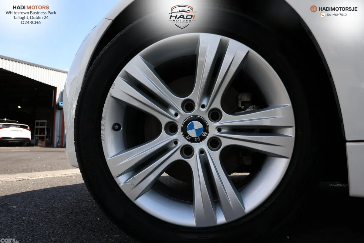 BMW 3-Series Saloon, Petrol, 2017, White