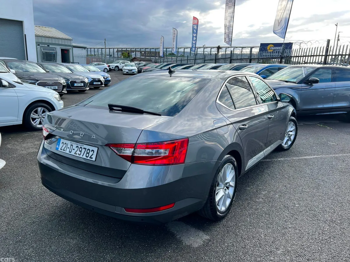 Skoda Superb Saloon, Diesel, 2022, Grey