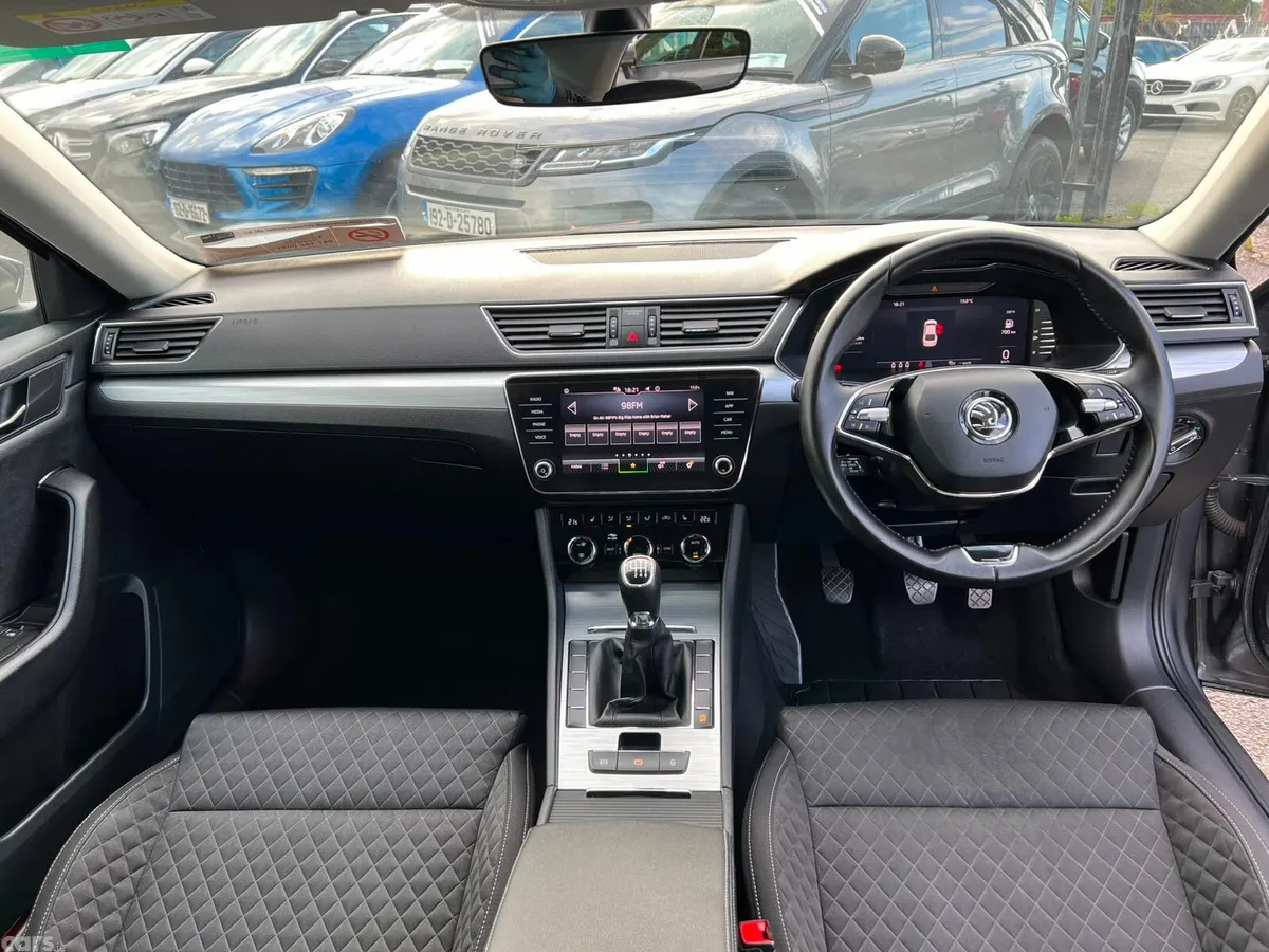 Skoda Superb Saloon, Diesel, 2022, Grey
