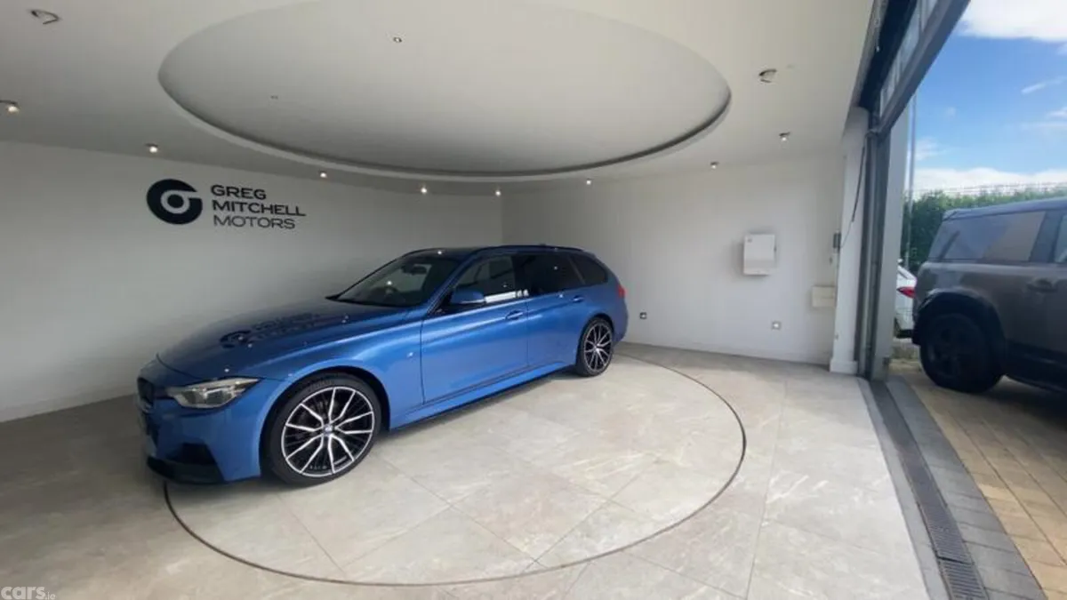 BMW 3-Series Estate, Diesel, 2018, Blue