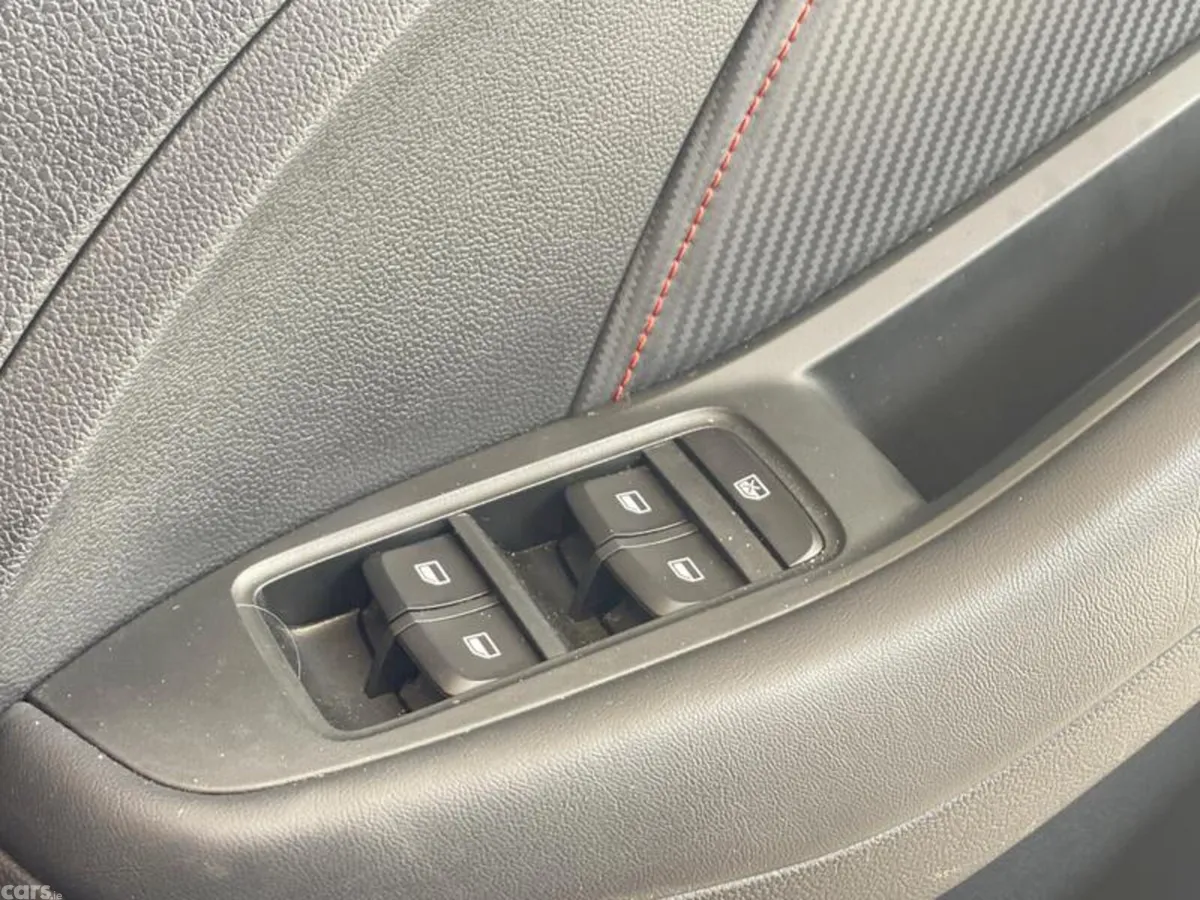 MG ZS SUV, Petrol, 2022, Red