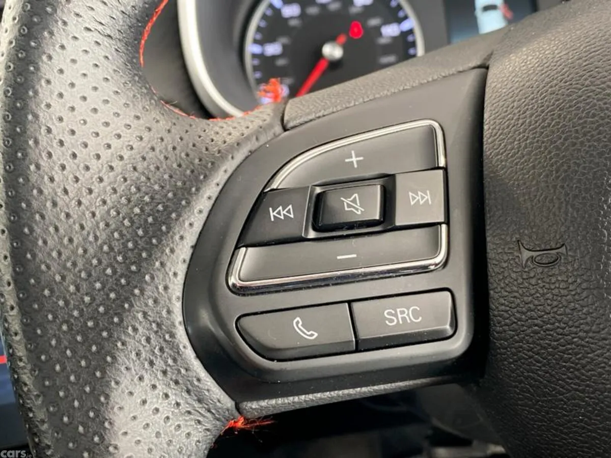 MG ZS SUV, Petrol, 2022, Red