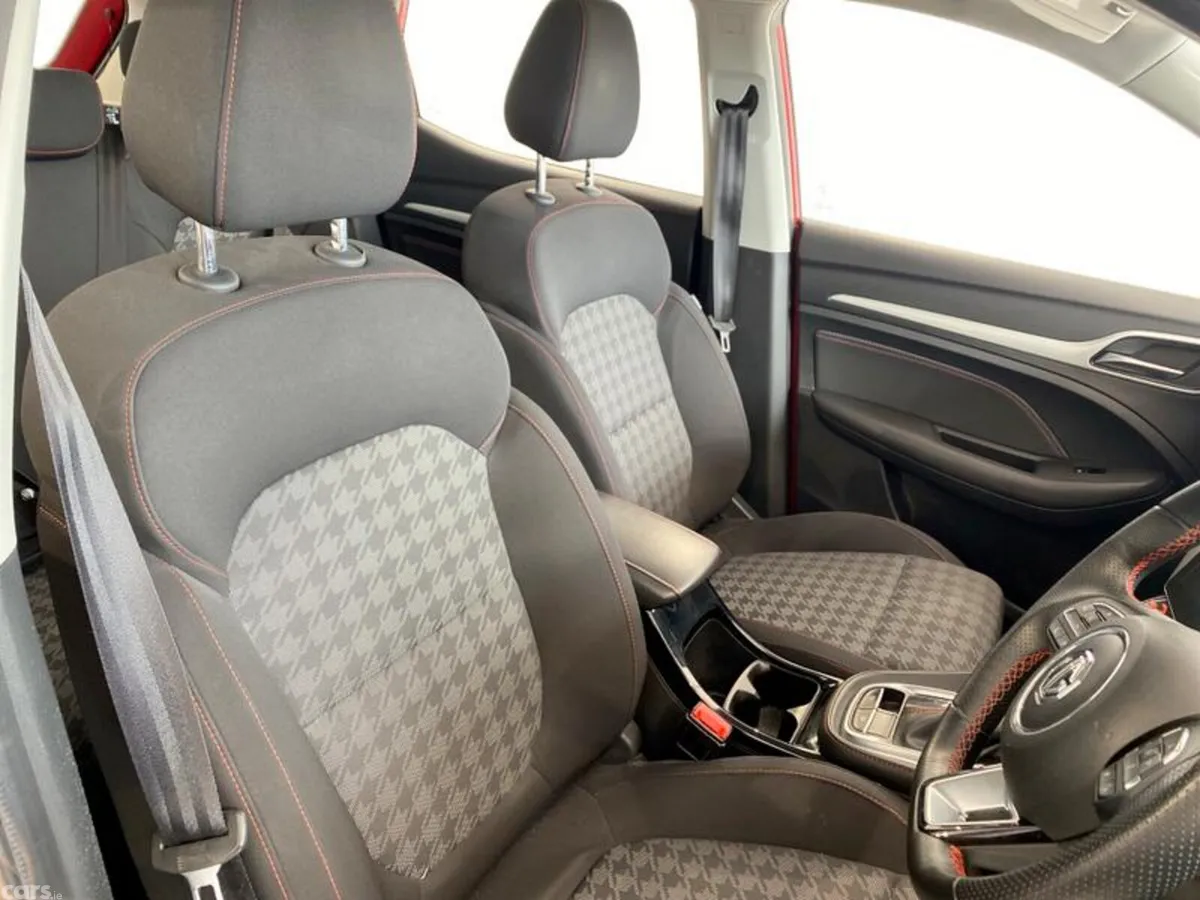 MG ZS SUV, Petrol, 2022, Red