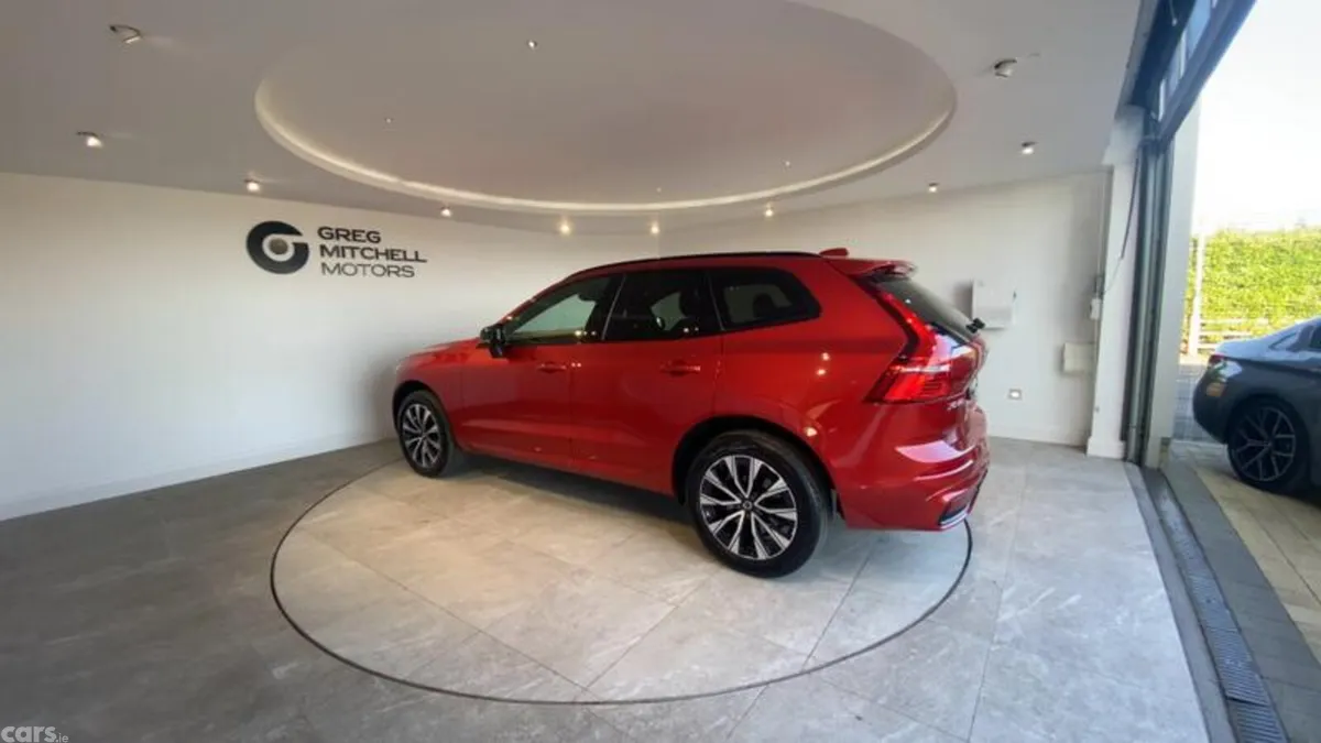 Volvo XC60 SUV, Diesel Hybrid, 2023, Red