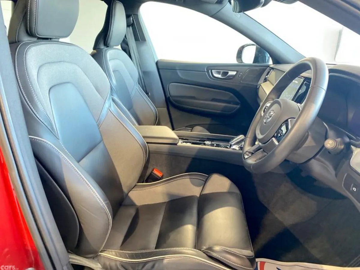 Volvo XC60 SUV, Diesel Hybrid, 2023, Red