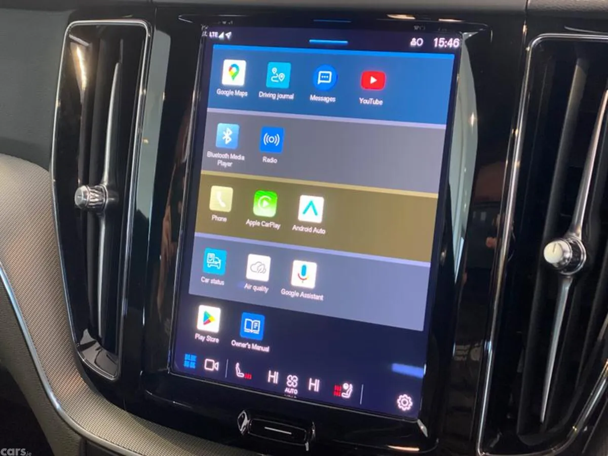 Volvo XC60 SUV, Diesel Hybrid, 2023, Red