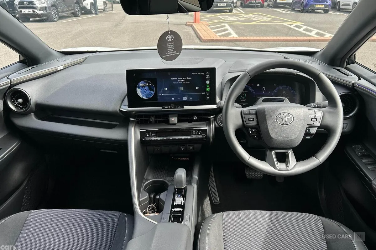 Toyota C-HR SUV, Petrol Hybrid, 2026, White