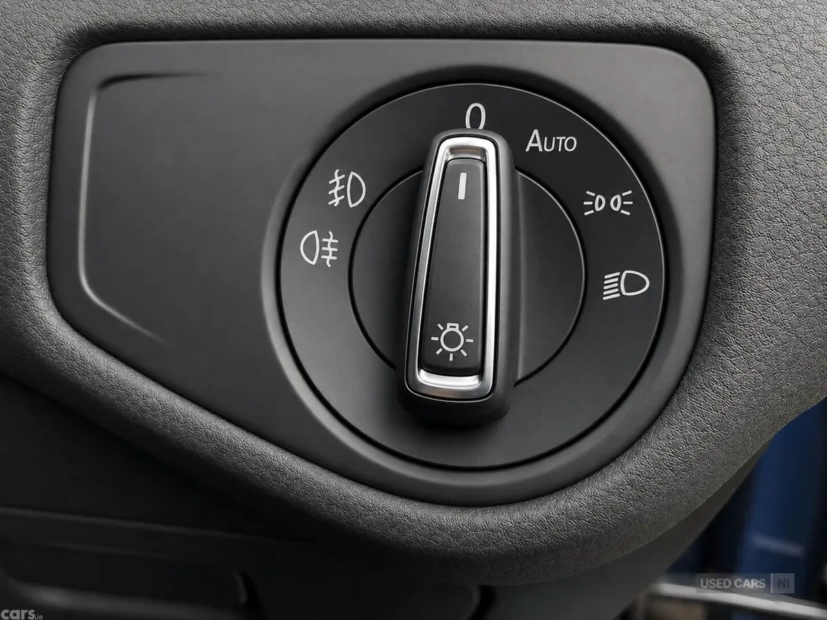 Volkswagen Golf , Petrol, 2014, Blue