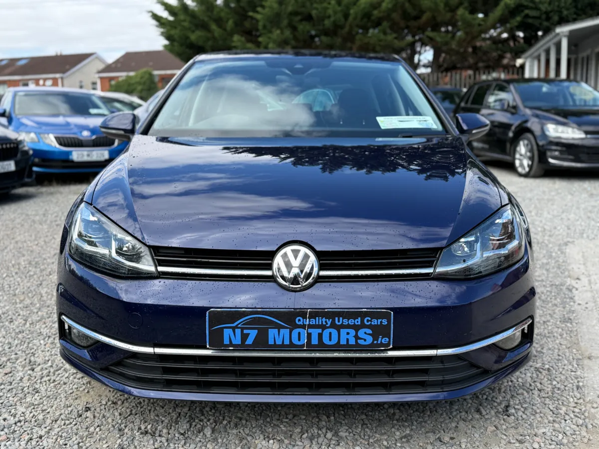 Volkswagen Golf Hatchback, Petrol, 2017, Navy