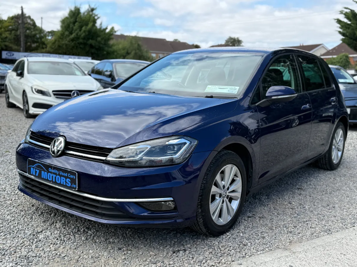 Volkswagen Golf Hatchback, Petrol, 2017, Navy
