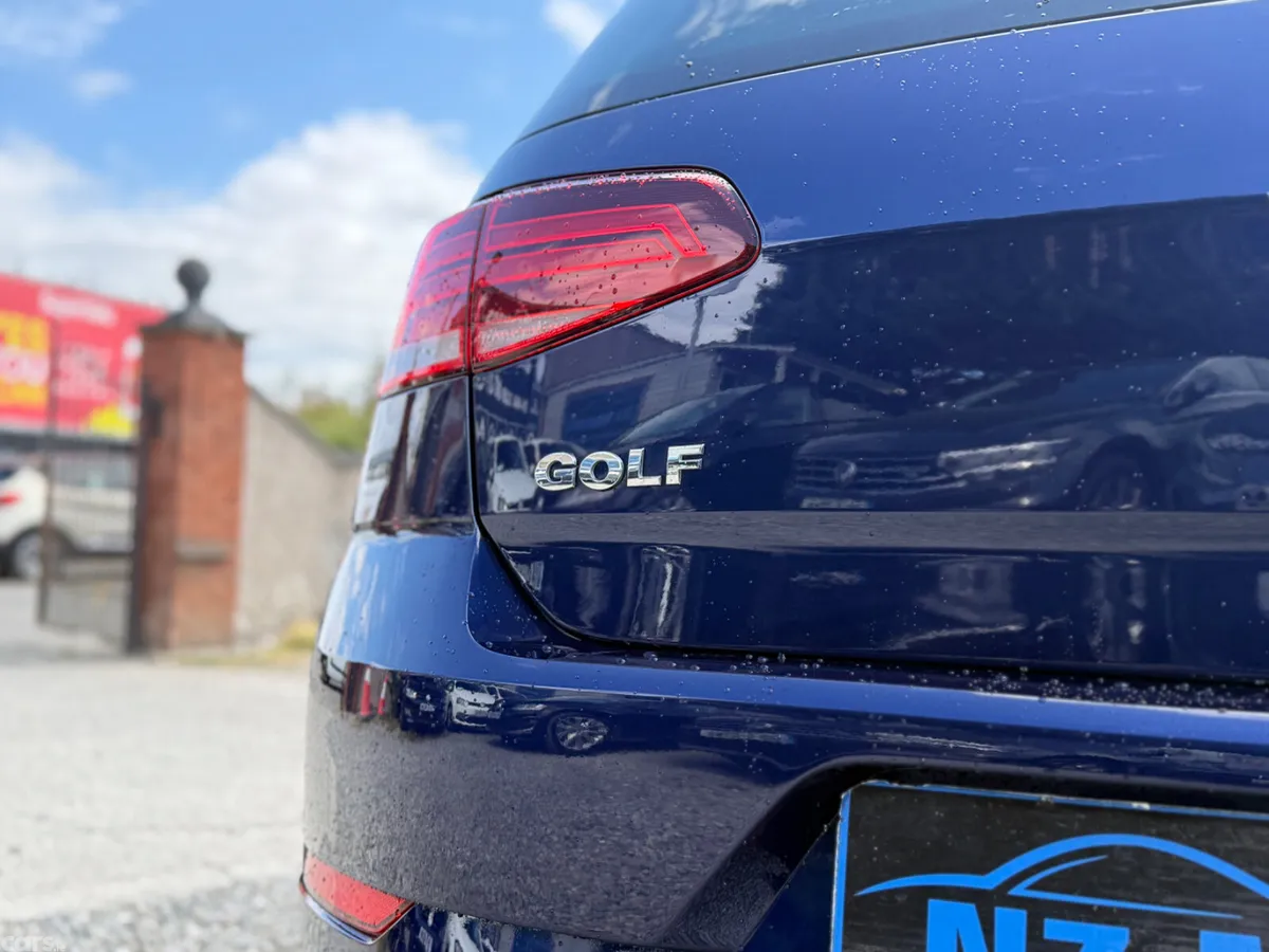 Volkswagen Golf Hatchback, Petrol, 2017, Navy