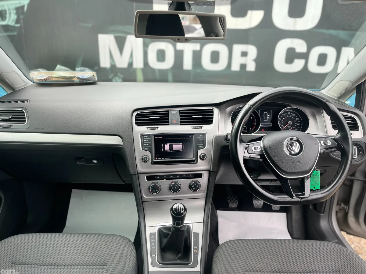 Volkswagen Golf Hatchback, Petrol, 2016, Silver