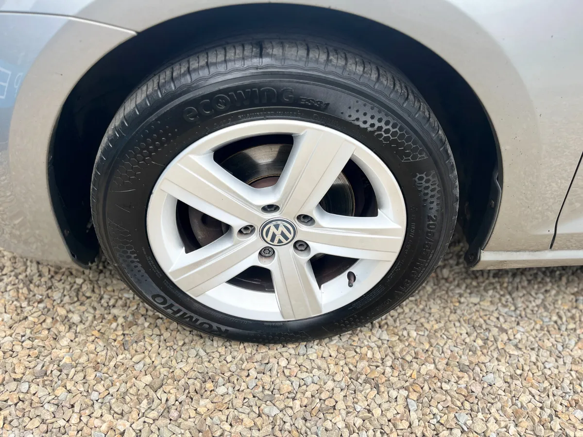 Volkswagen Golf Hatchback, Petrol, 2016, Silver