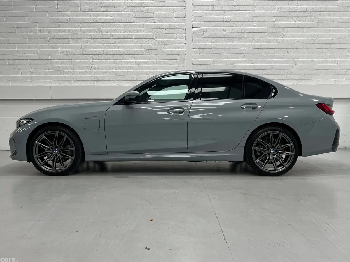 BMW 3-Series Saloon, Petrol Plug-in Hybrid, 2024, Grey