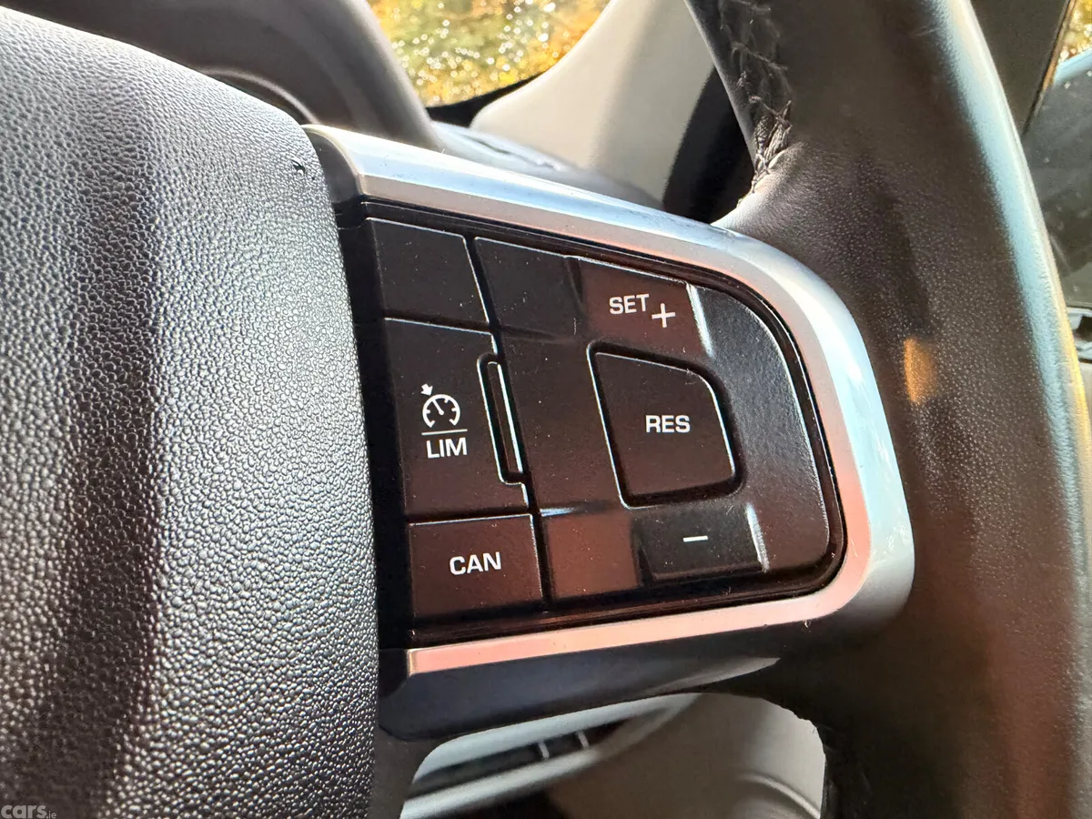 Land Rover Discovery Sport SUV, Diesel, 2019, Black