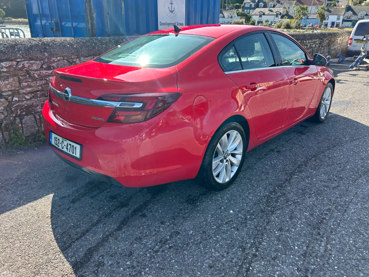 Opel Insignia Saloon, Diesel, 2015, Red