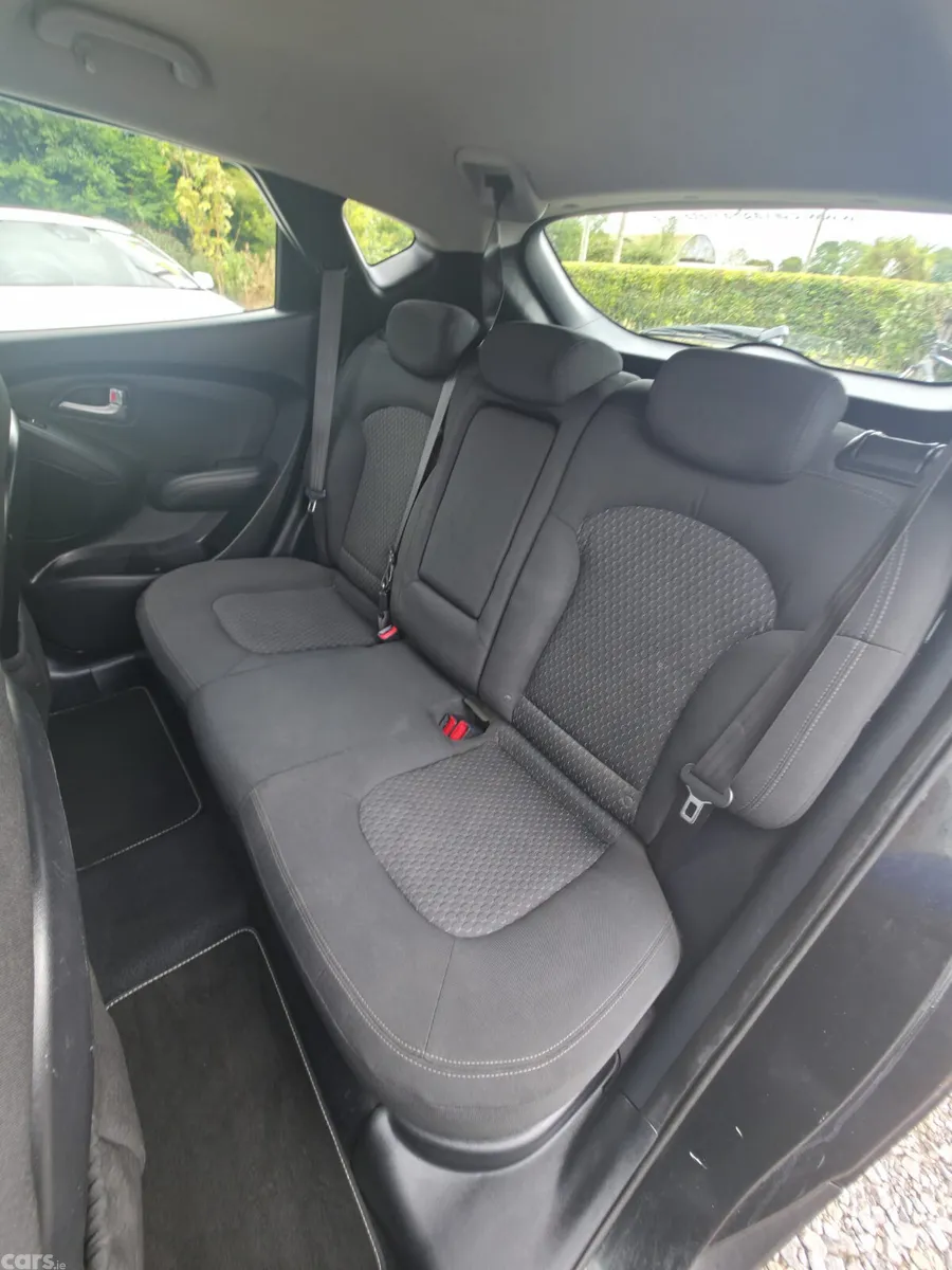 Hyundai ix35 SUV, Diesel, 2012, Black