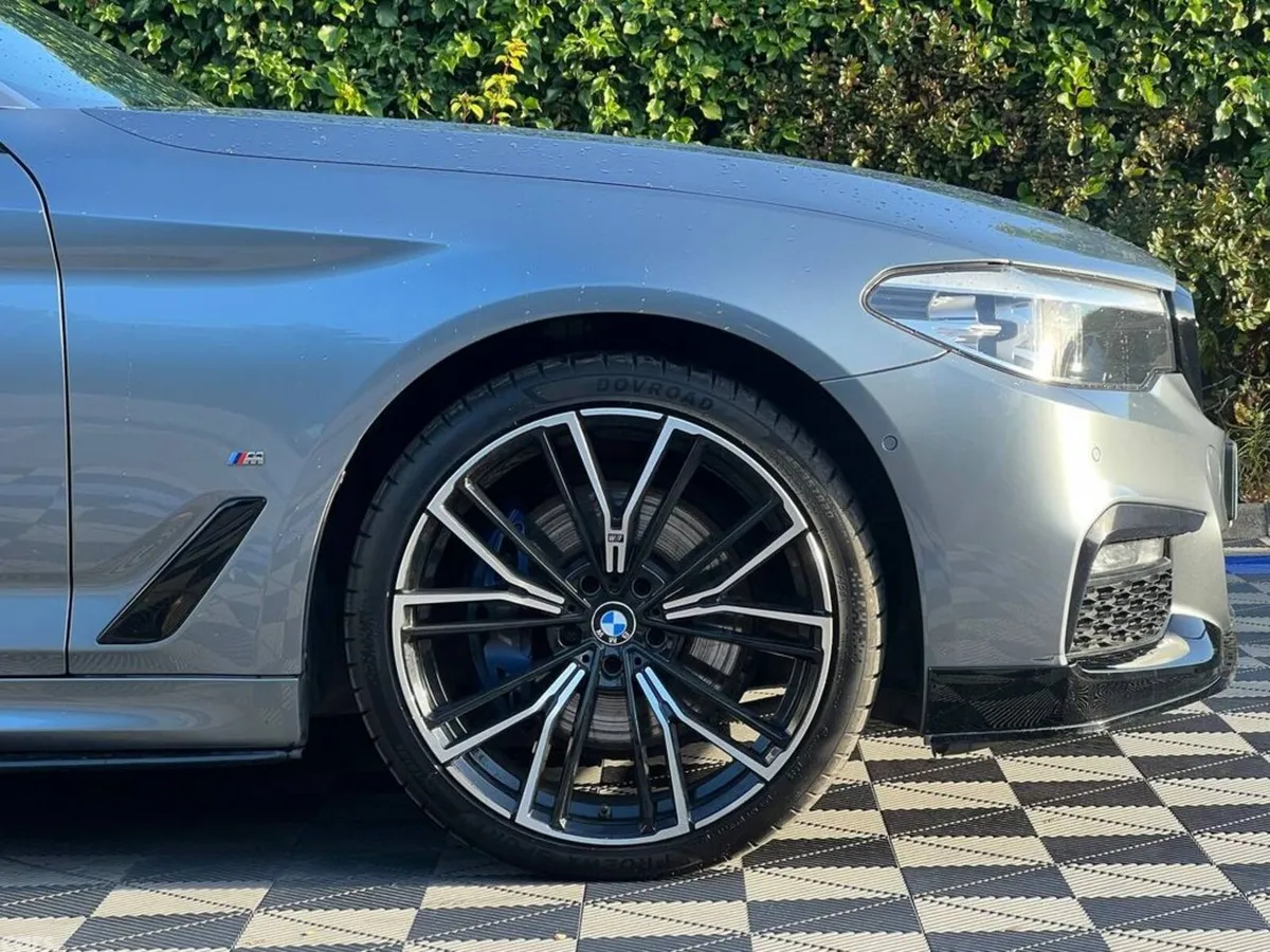 BMW 5-Series Saloon, Petrol Plug-in Hybrid, 2017, Grey