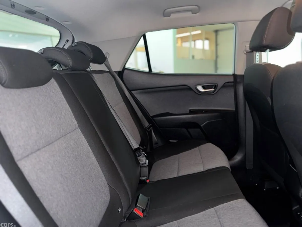 Kia Stonic Estate, Petrol, 2021, Grey