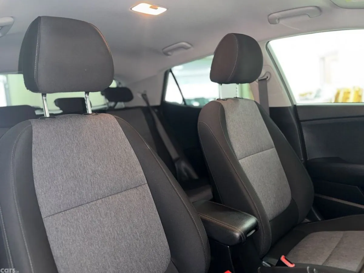 Kia Stonic Estate, Petrol, 2021, Grey