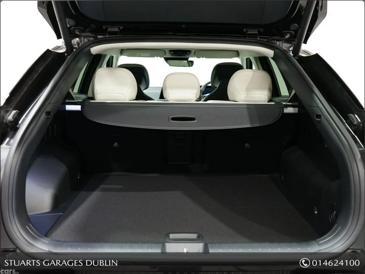 Kia EV6 MPV, Electric, 2024, Black