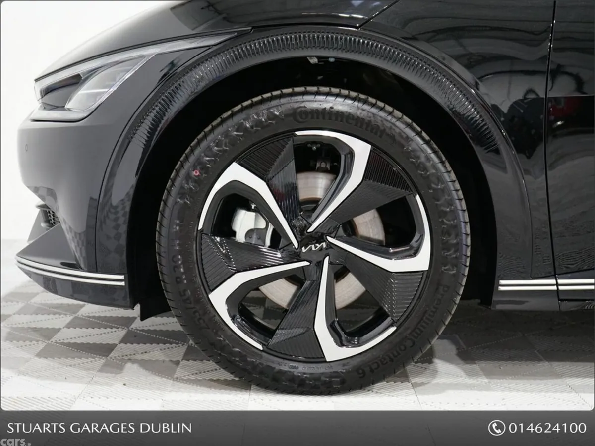 Kia EV6 MPV, Electric, 2024, Black