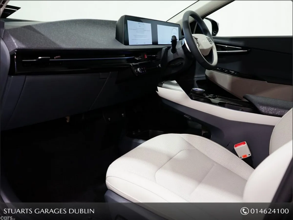 Kia EV6 MPV, Electric, 2024, Black