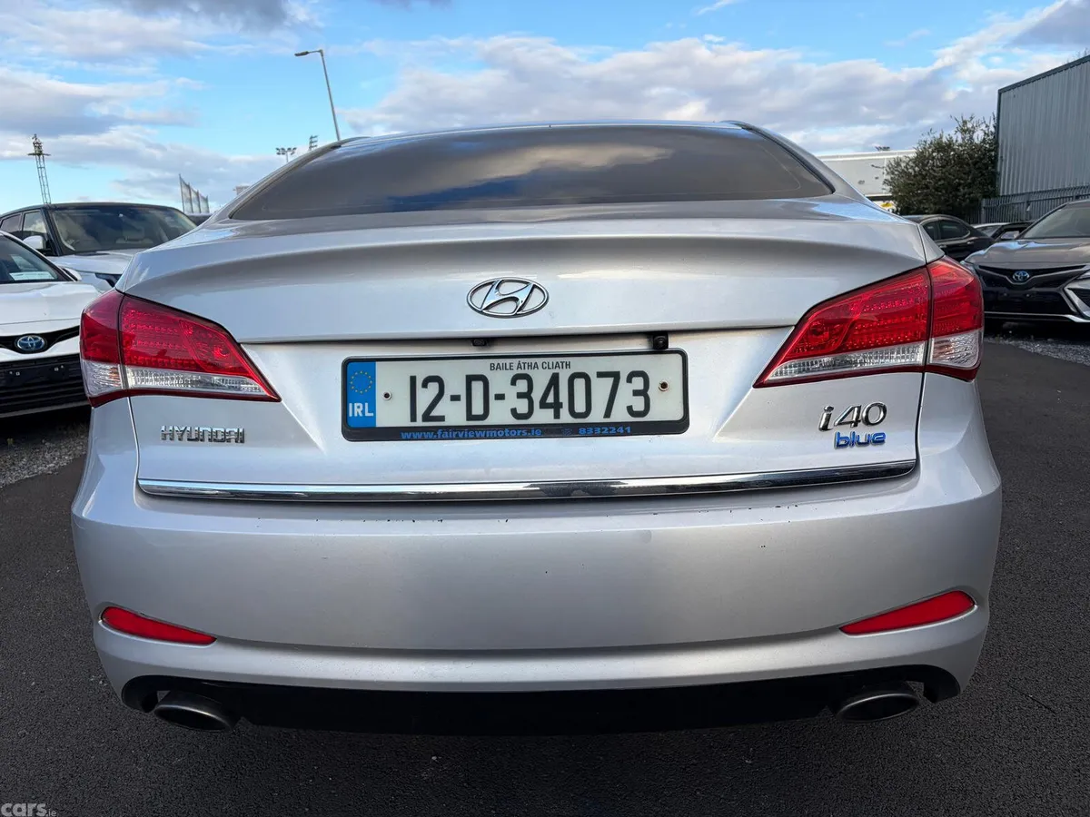 Hyundai i40 Saloon, Diesel, 2012, Silver
