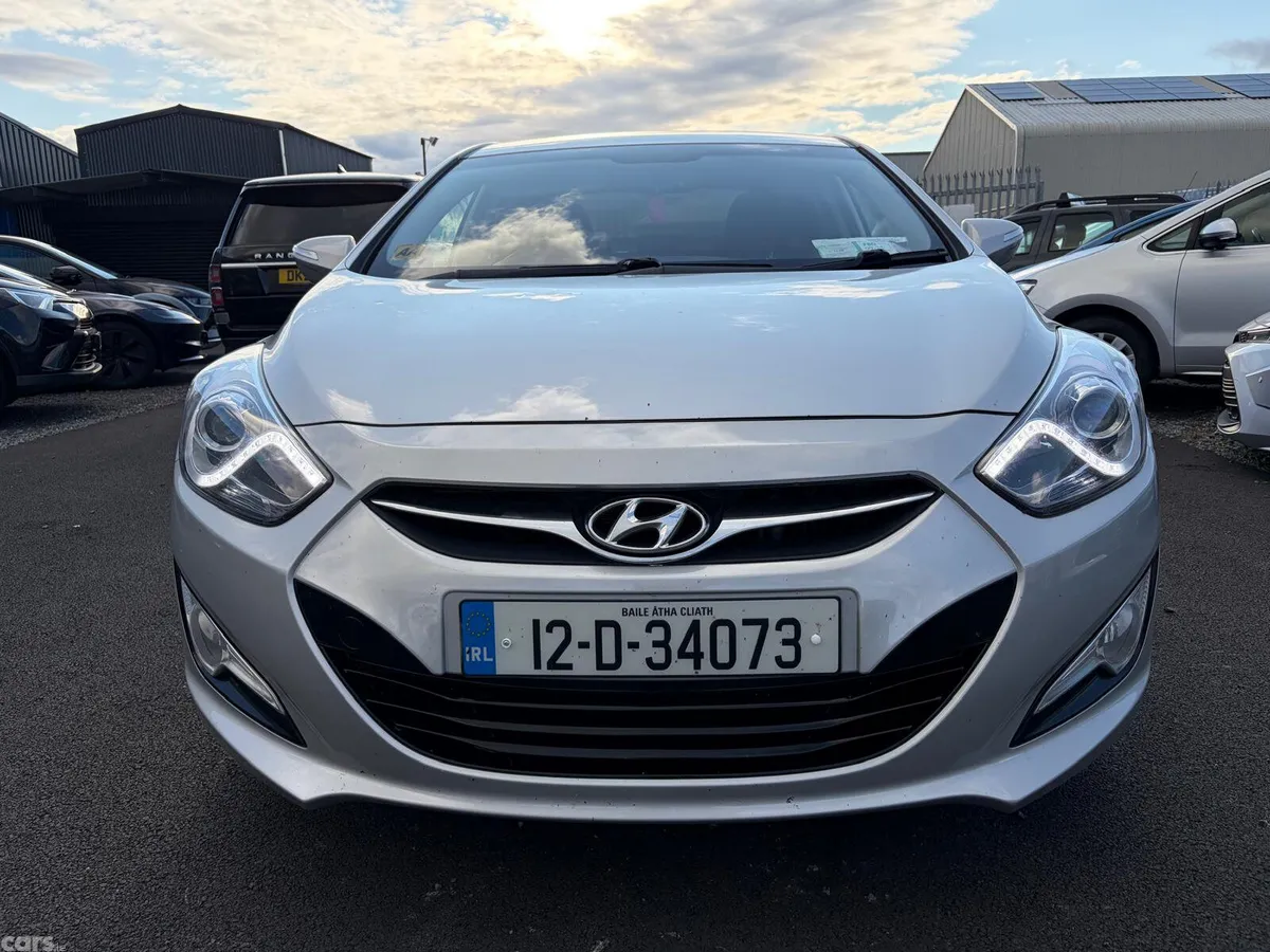 Hyundai i40 Saloon, Diesel, 2012, Silver