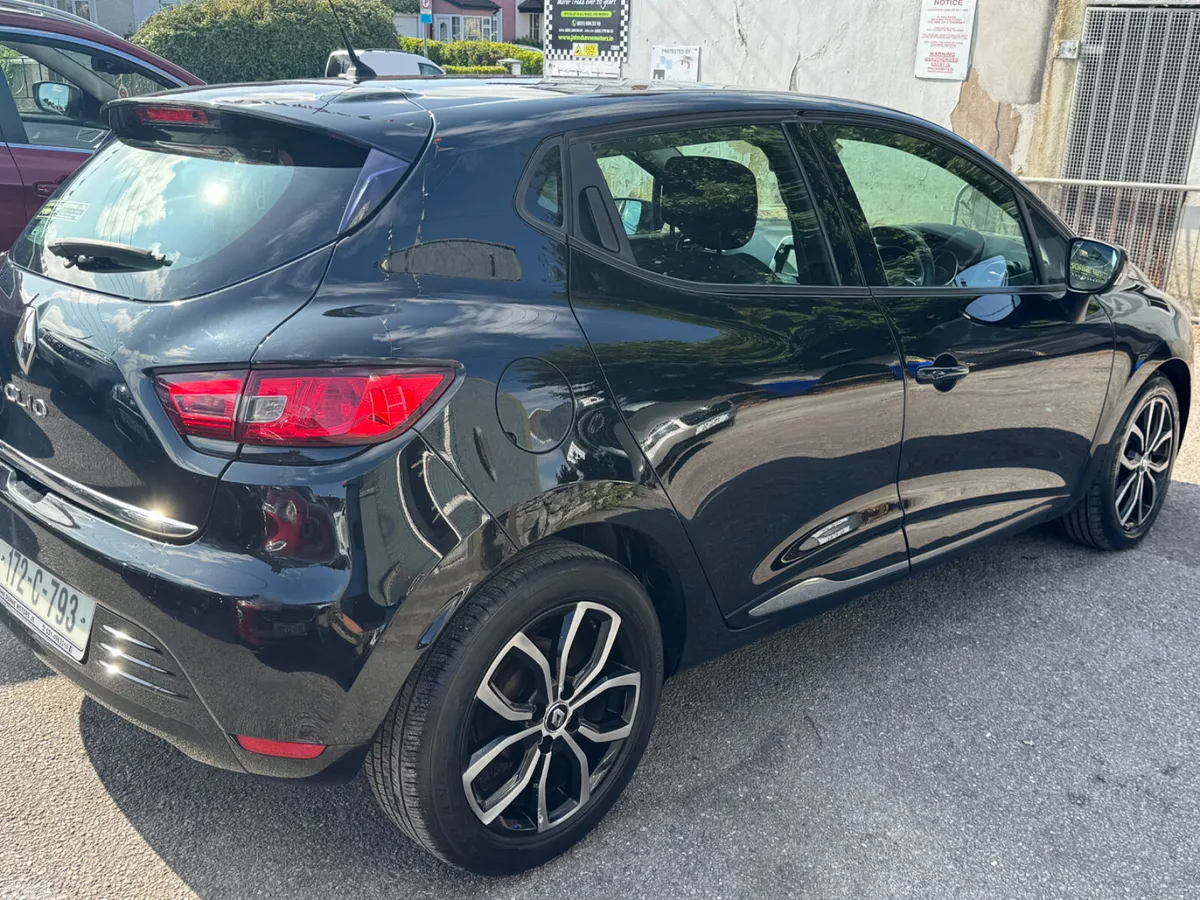 Renault Clio Hatchback, Petrol, 2017, Black