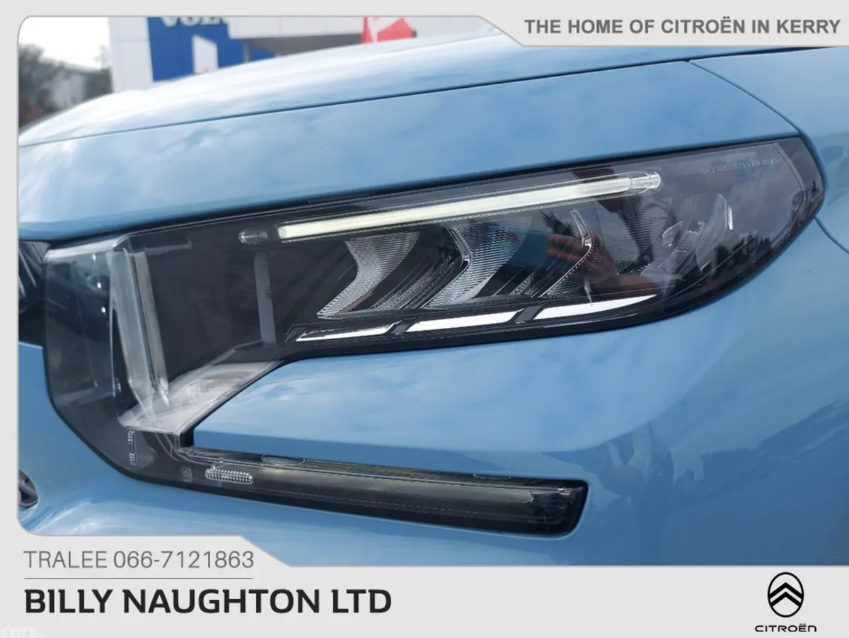 Citroen C3 Hatchback, Petrol, 2027, Blue