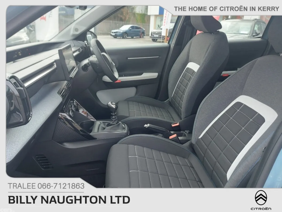 Citroen C3 Hatchback, Petrol, 2027, Blue