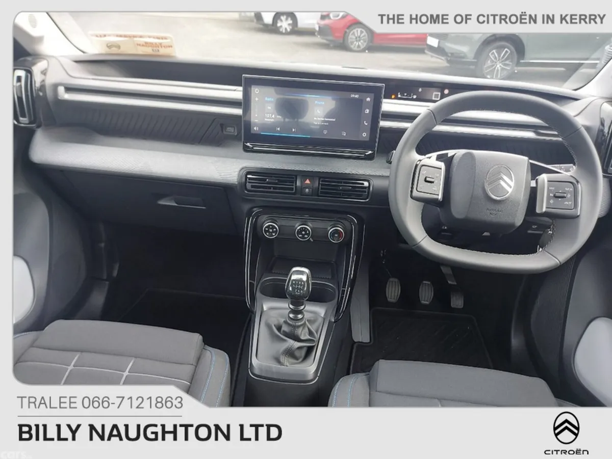Citroen C3 Hatchback, Petrol, 2027, Blue