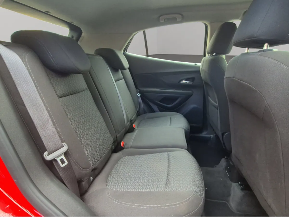 Opel Mokka MPV, Diesel, 2018, Red