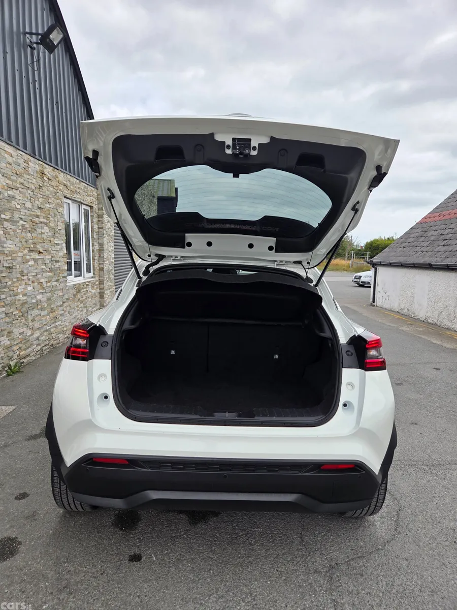 Nissan Juke SUV, Petrol, 2024, White