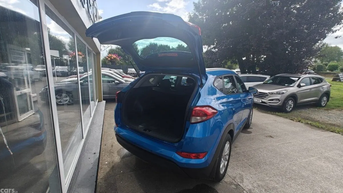Hyundai Tucson SUV, Diesel, 2016, Blue