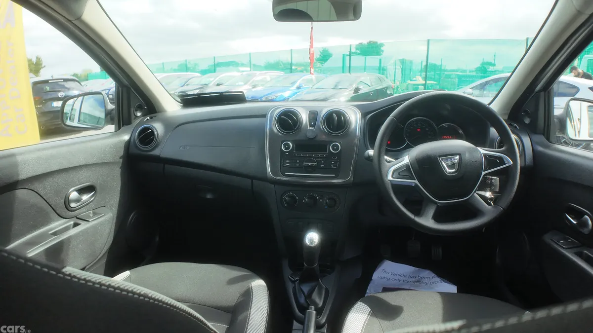 Dacia Sandero Stepway Hatchback, Diesel, 2019, White