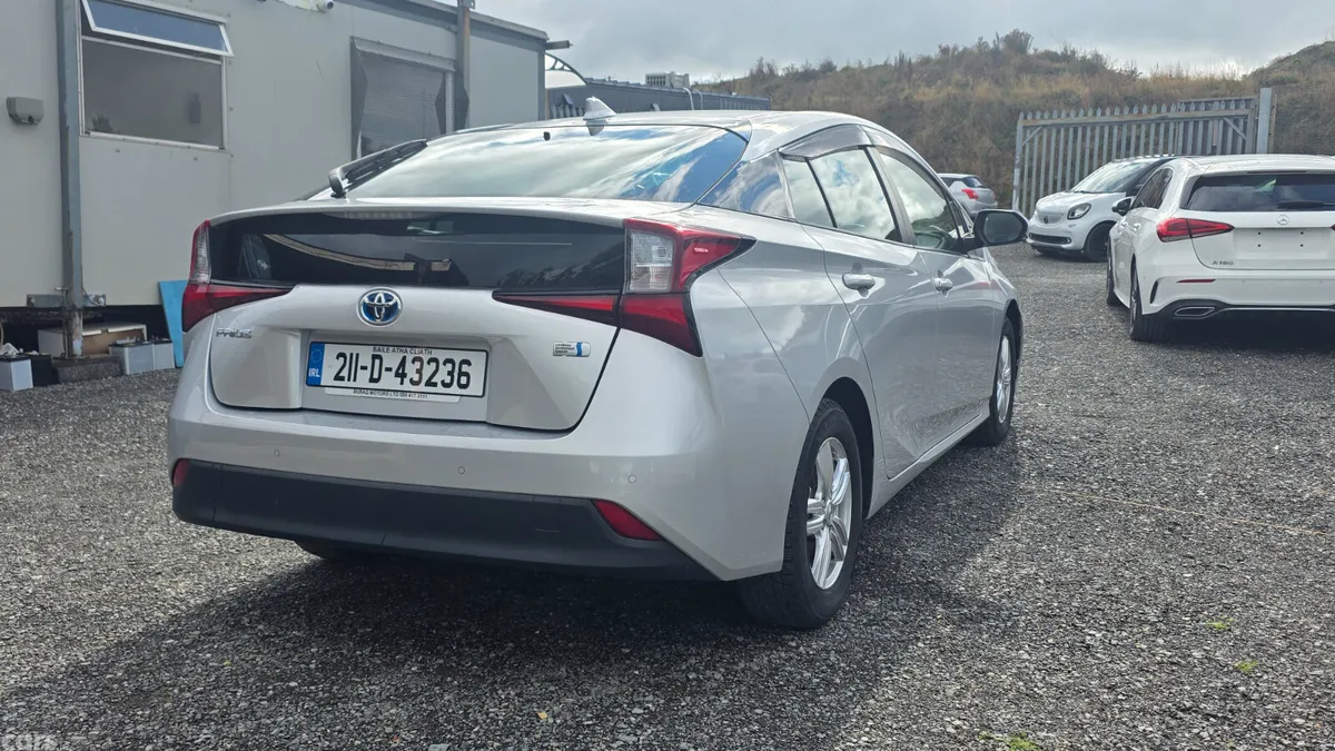 Toyota Prius Hatchback, Petrol Hybrid, 2021, Silver