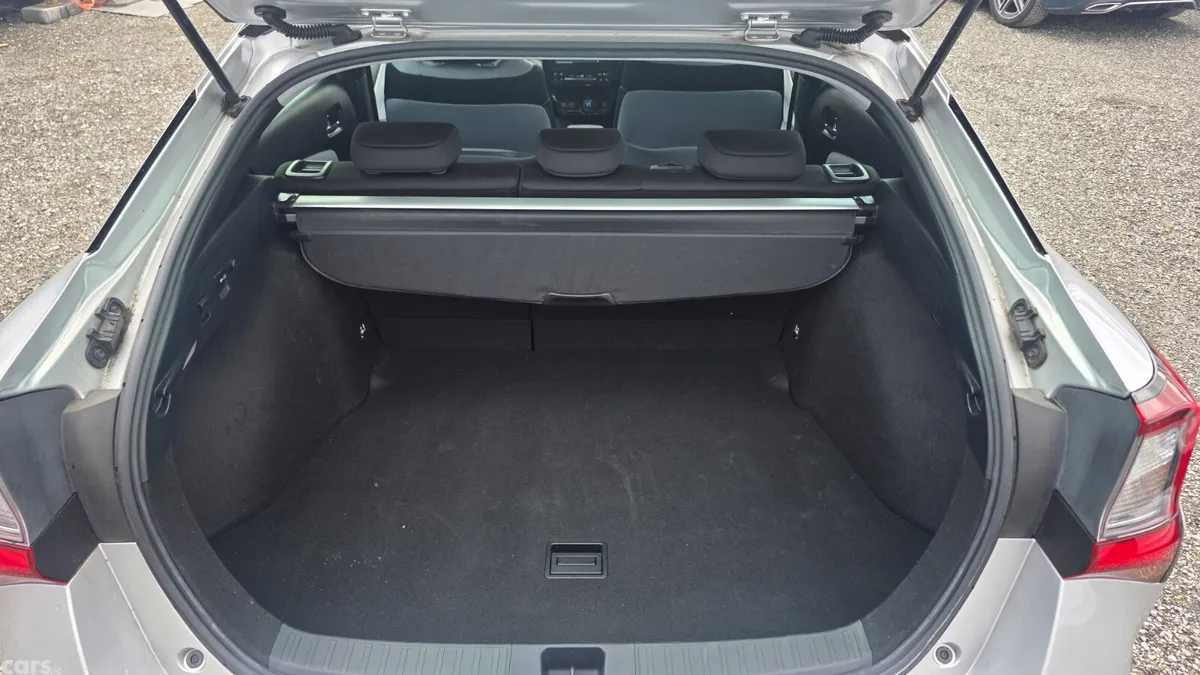 Toyota Prius Hatchback, Petrol Hybrid, 2021, Silver