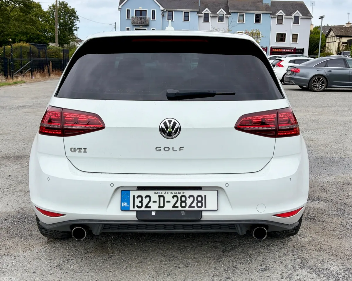 Volkswagen Golf Hatchback, Petrol, 2013, White