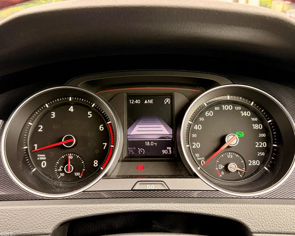Volkswagen Golf Hatchback, Petrol, 2013, White