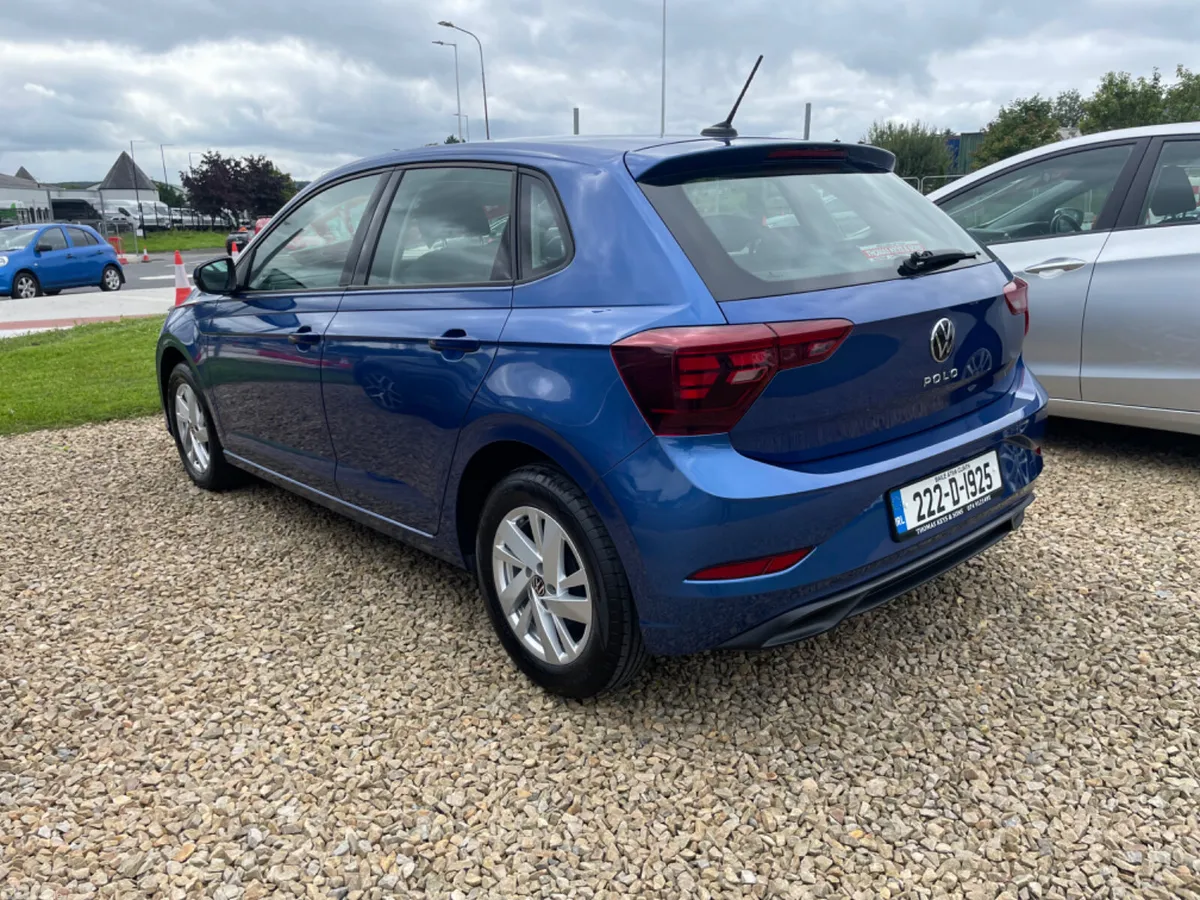 Volkswagen Polo Hatchback, Petrol, 2022, Blue